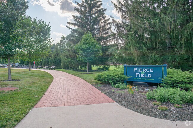 Your perfect getaway for outdoor recreation at  Pierce Field in Grandview Heights.
