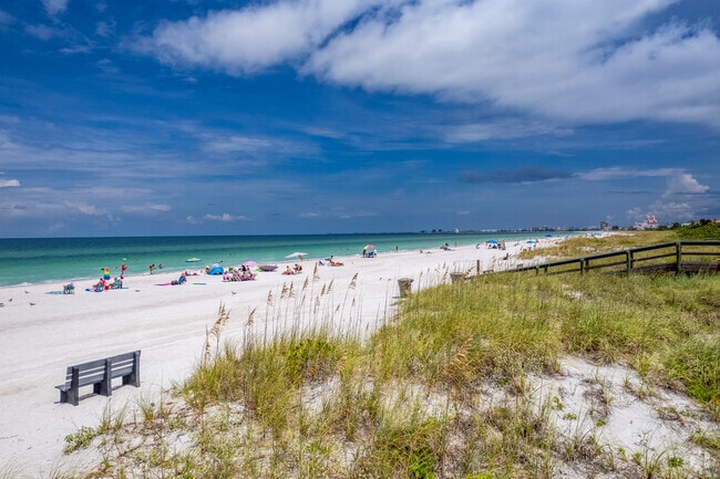 Beautiful boardwalks & white sand run the whole beach front in St.Pete Beach neighborhood.