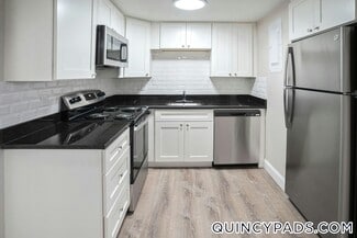 22 Presidential Dr Unit 1, Quincy, MA 02169