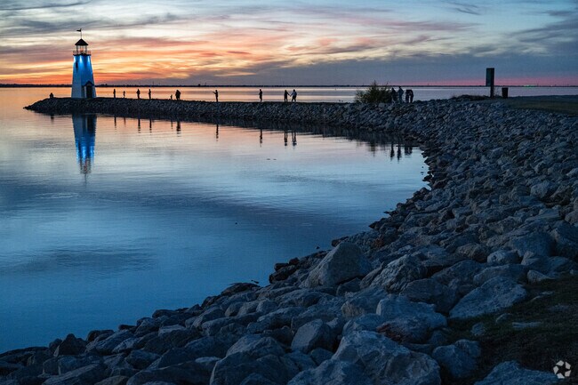 Lake Hefner's iconic lighthouse at East Wharf sits close to Glenhurst.