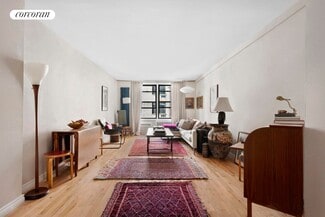 165 Christopher St, New York, NY 10014