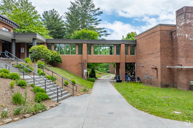 Avery Middle School integrates technology in classrooms, preparing students for the modern world.