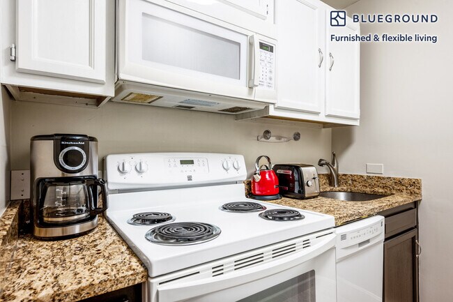 1826 Vernon St NW unit FL1-ID180, Washington, DC 20009 - photo 5