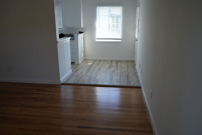 11622 1/2 Chandler Blvd, North Hollywood, CA 91601 - photo 7