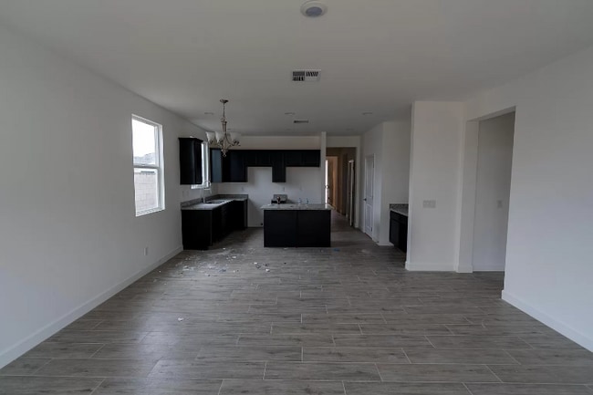 640 E Vail Ln, San Tan Valley, AZ 85140 - photo 3