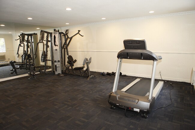 11920 Chandler Blvd unit 107, Valley Village, CA 91607 - photo 6