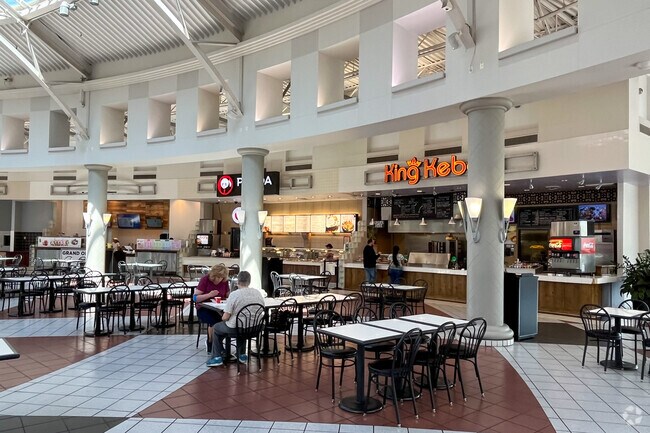 Enjoy dining options at the Provo Towne Centre, located in the Outer South Provo neighborhood.