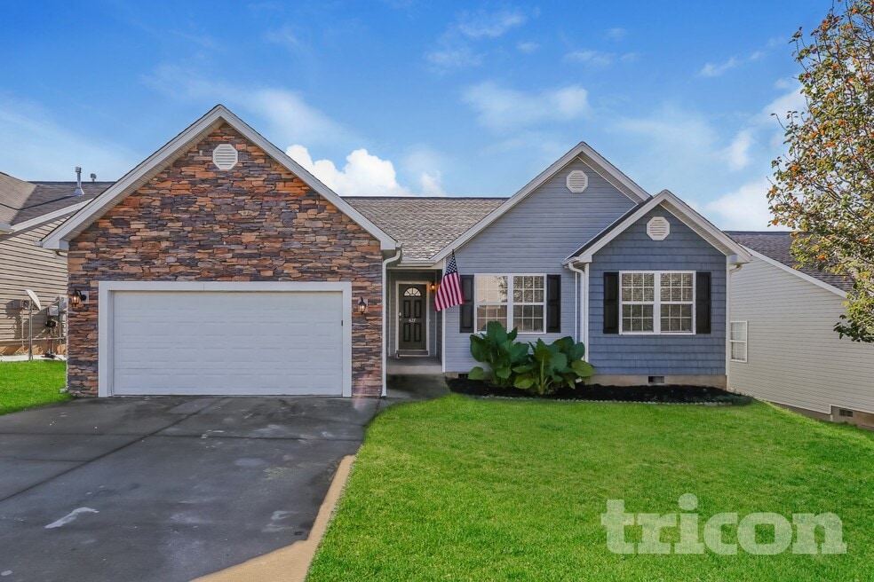427 Lynnell Way, Moore, SC 29369 - photo 1