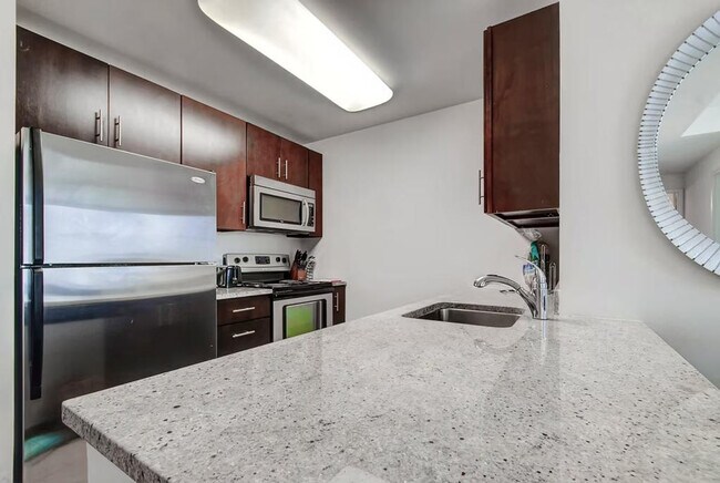 48 Washington Blvd unit ID1051652P, Jersey City, NJ 07310 - photo 6
