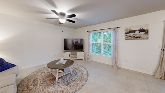 24748 Rio Villa Lakes Cir, Punta Gorda, FL 33950 - photo 2