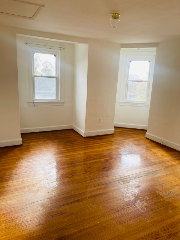 3712 Parkside Dr unit 5, Baltimore, MD 21206 - photo 1