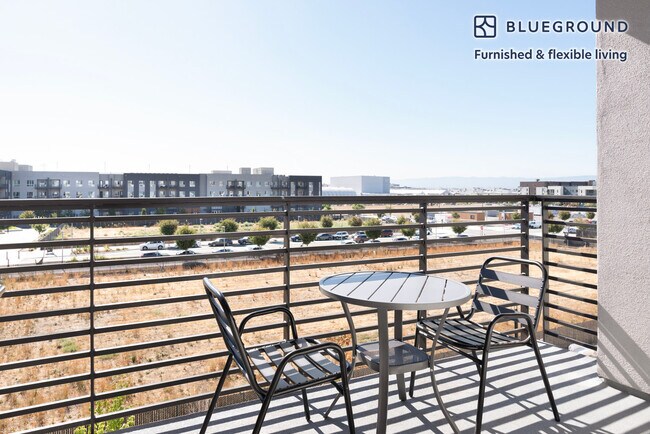 45060 Synergy St unit FL4-ID2001, Fremont, CA 94538 - photo 5