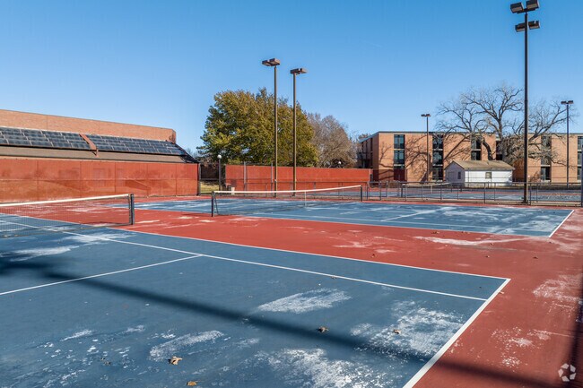 Hesston College also has several tennis courts.