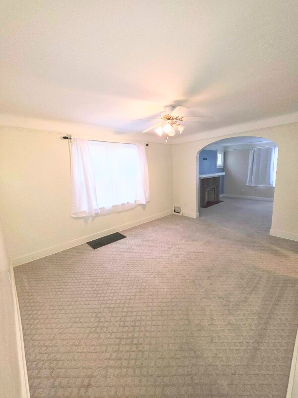 2337 Burnside Ave unit 1, Oregon, OH 43616 - photo 3