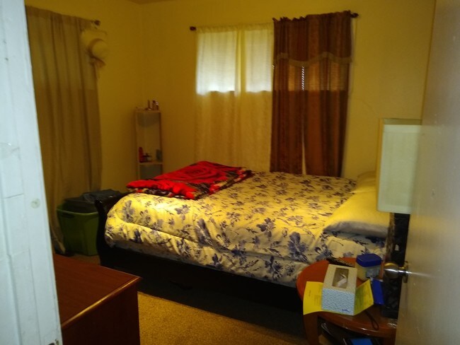 7742 Mclean St unit B, Houston, TX 77051 - photo 5