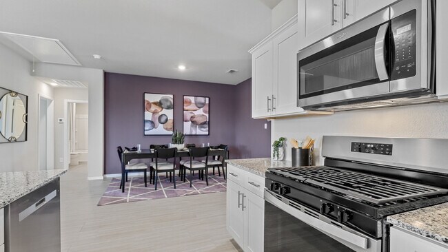 138 Sandstone Cir unit 38103140, Granbury, TX 76048 - photo 5