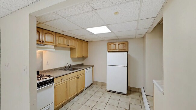 16 Glenville Ave unit 3, Allston, MA 02134 - photo 2