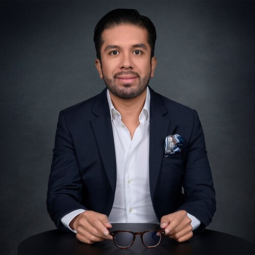 Agent Photo
