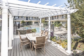 10236 Old River School Rd, Downey, CA 90241