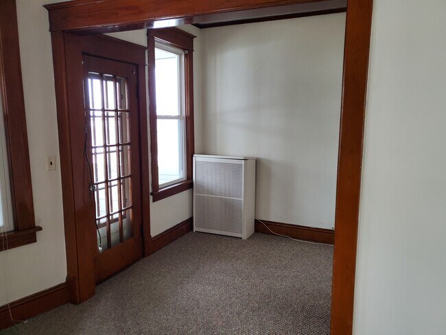 669 Washington Ave unit 3, Albany, NY 12206 - photo 4