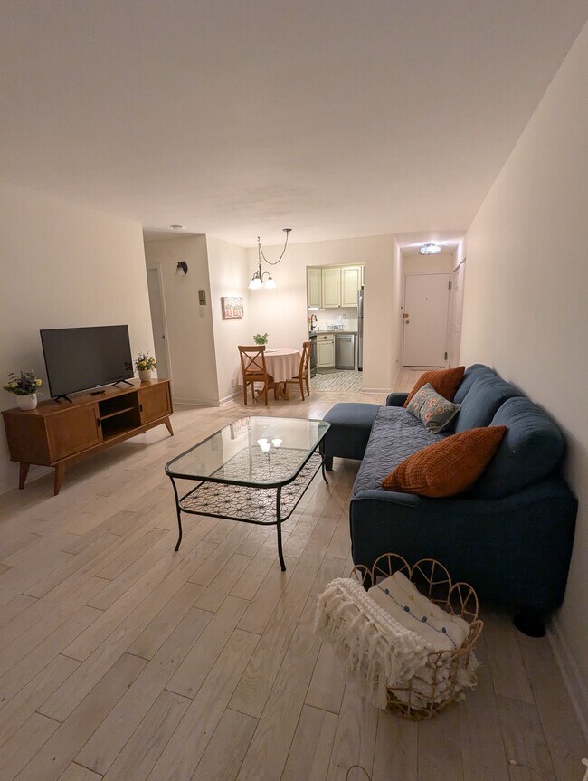 Thayer Towers Condominiums unit 106, Silver Spring, MD 20910 - photo 7