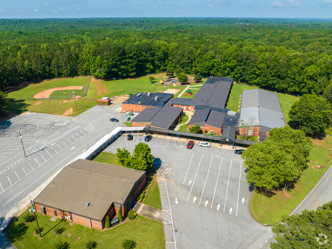Northside Elementary School has a large campus with green landscapes.