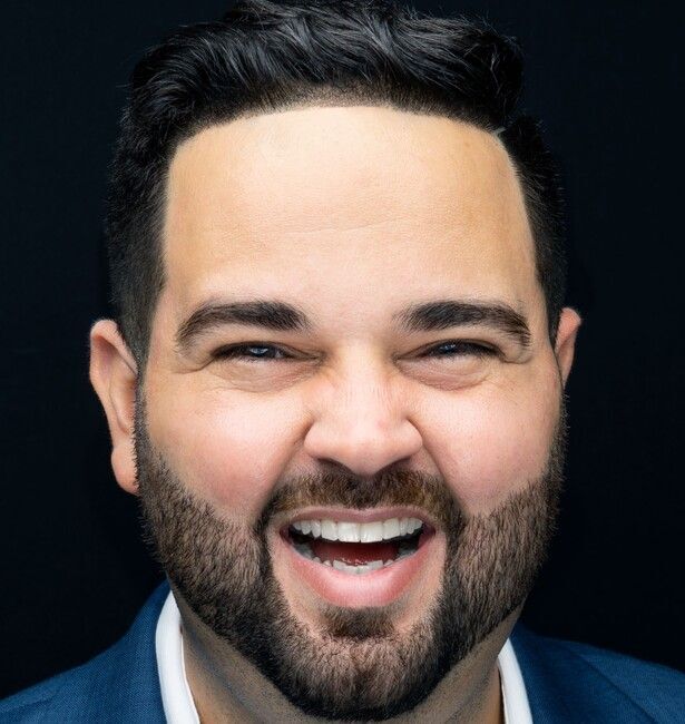 Agent Photo