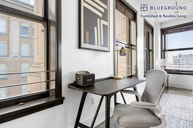 810 S Spring St unit FL11-ID1359, Los Angeles, CA 90014 - photo 5