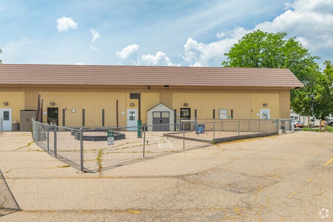St. Vrain Community Montessori School is a Charter Elementary & Middle School in Longmont, CO.