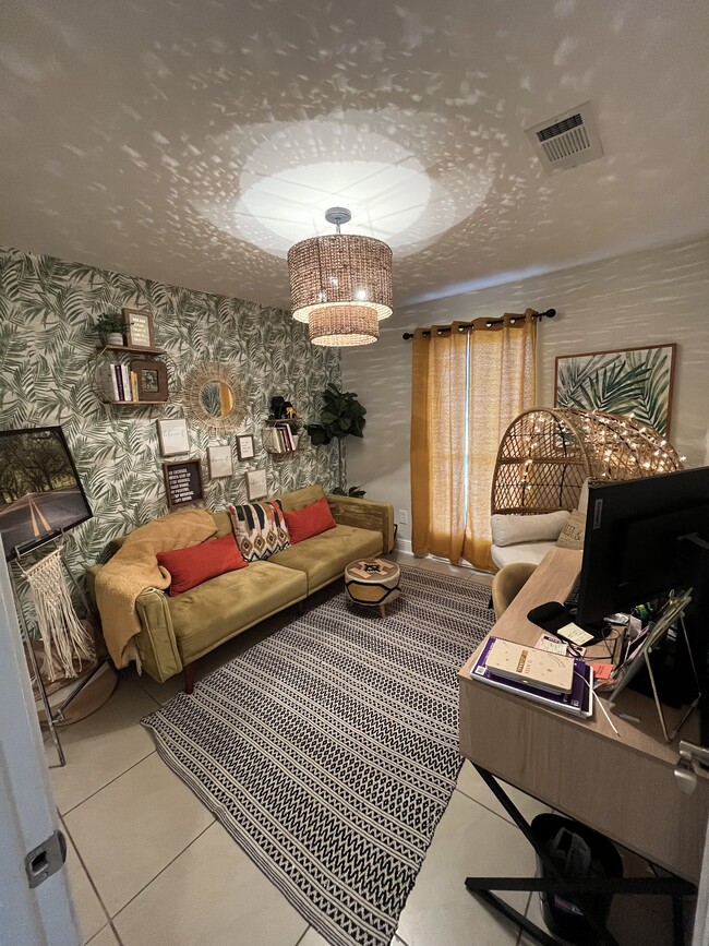 2812 Shannon Dr, Violet, LA 70092 - photo 2