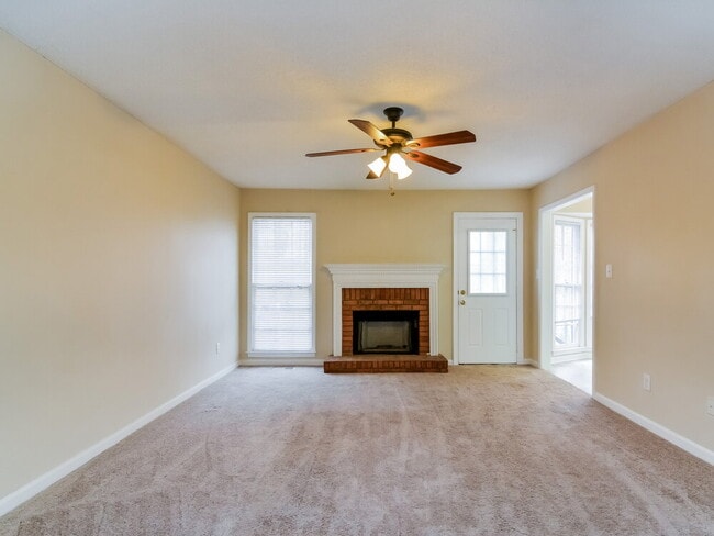 3626 Spring Meadow Ct, Acworth, GA 30101 - photo 2