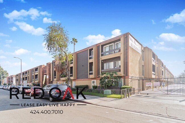 17830 Sherman Way unit 347, Reseda, CA 91335 - photo 3