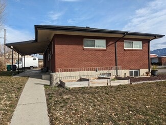 5736 S Sagewood Dr Unit 2, Murray, UT 84107