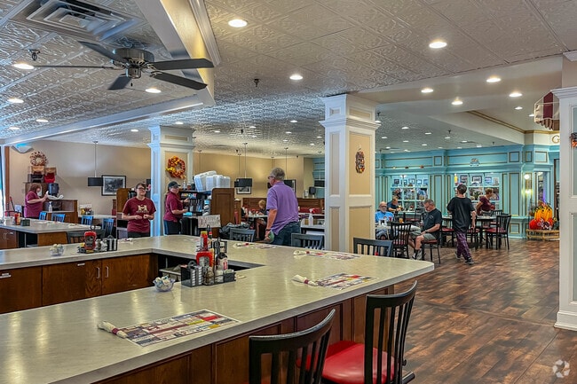 Enjoy good food with friends at Hinkle's Restaurant in Columbia.