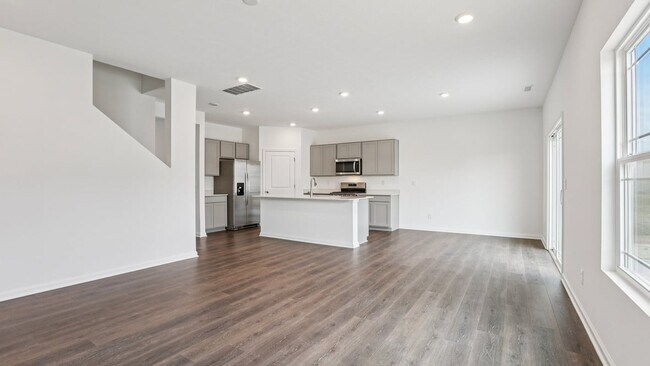 1535 Albatross St, Danville, IN 46122 - photo 6