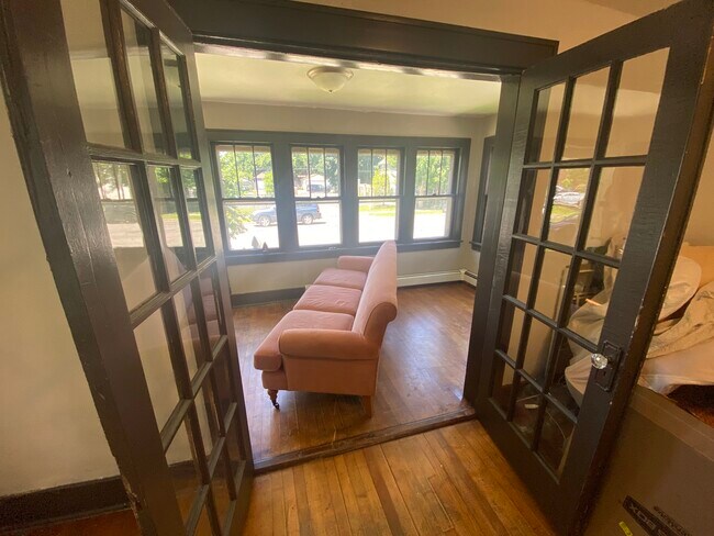 1715 6th St NE unit 1, Minneapolis, MN 55413 - photo 3