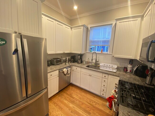 183 River St unit 1, Cambridge, MA 02139 - photo 5