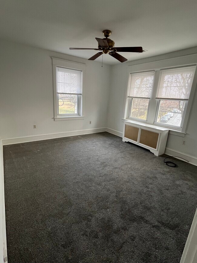 156 Columbus Ave unit 2nd Floor, Havertown, PA 19083 - photo 5