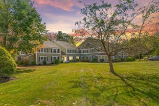 504 Springbrook Cir, Portsmouth, NH 03801