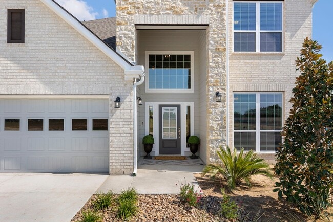 200 Captain Call Dr unit 38643242, Georgetown, TX 78626 - photo 2