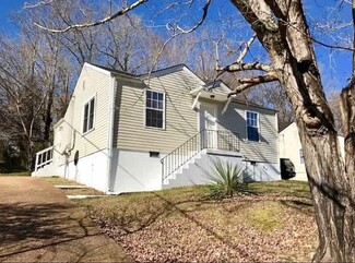 106 Valley View Cir, Clarksville, TN 37040