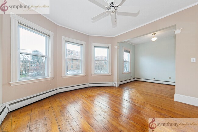 162 Fuller St unit 2, Brookline, MA 02446 - photo 4