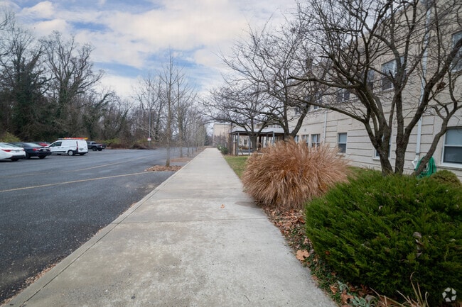 Discover the wonders of Crossway Montessori Forest School.