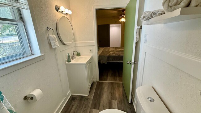 1802 E University Ave, Georgetown, TX 78626 - photo 7