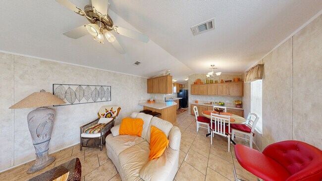 3204 Bayside Pkwy, Punta Gorda, FL 33982 - photo 2