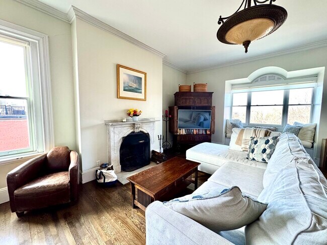 2 Monument Square unit 6, Charlestown, MA 02129 - photo 5