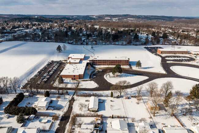 West Genesee Intermediate School has 648 students in grades 5-6 (2024).