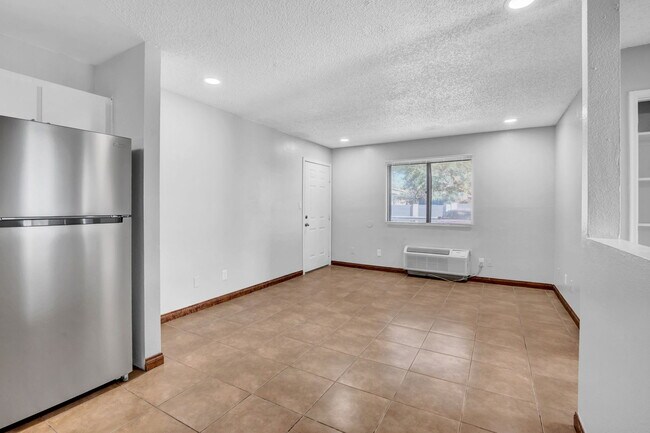 WAIVING ADMIN FEE, Phoenix, AZ 85008 - photo 7