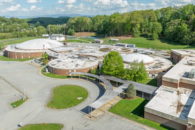 Sullivan Central Middle School in Blountville is rated B-minus by Niche.