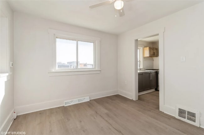 1921 Logan Ave, Des Moines, IA 50316 - photo 6